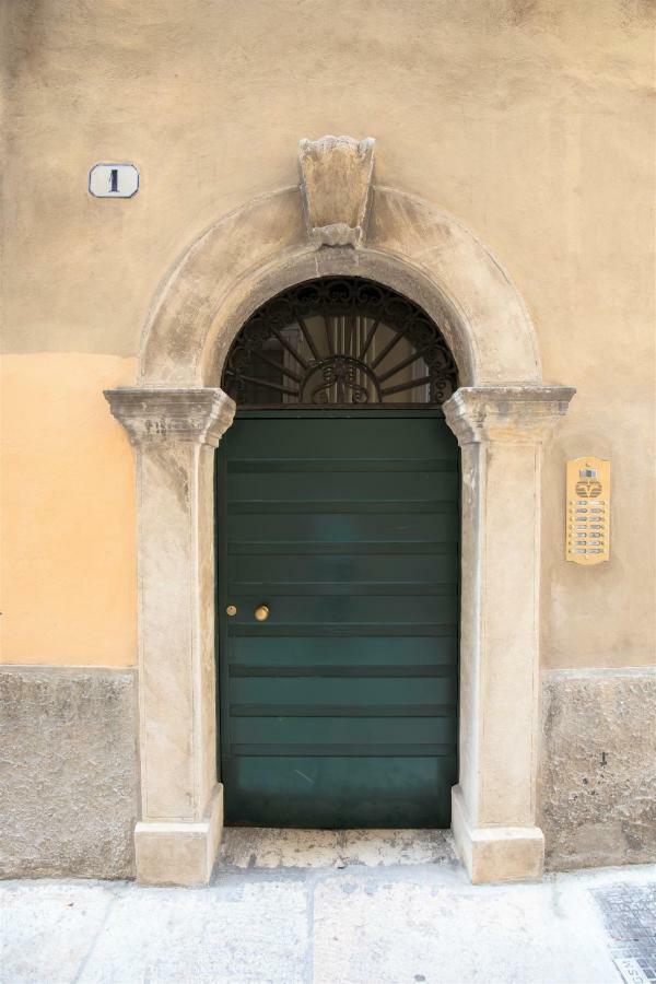 In Casa Apartment Verona Exterior photo